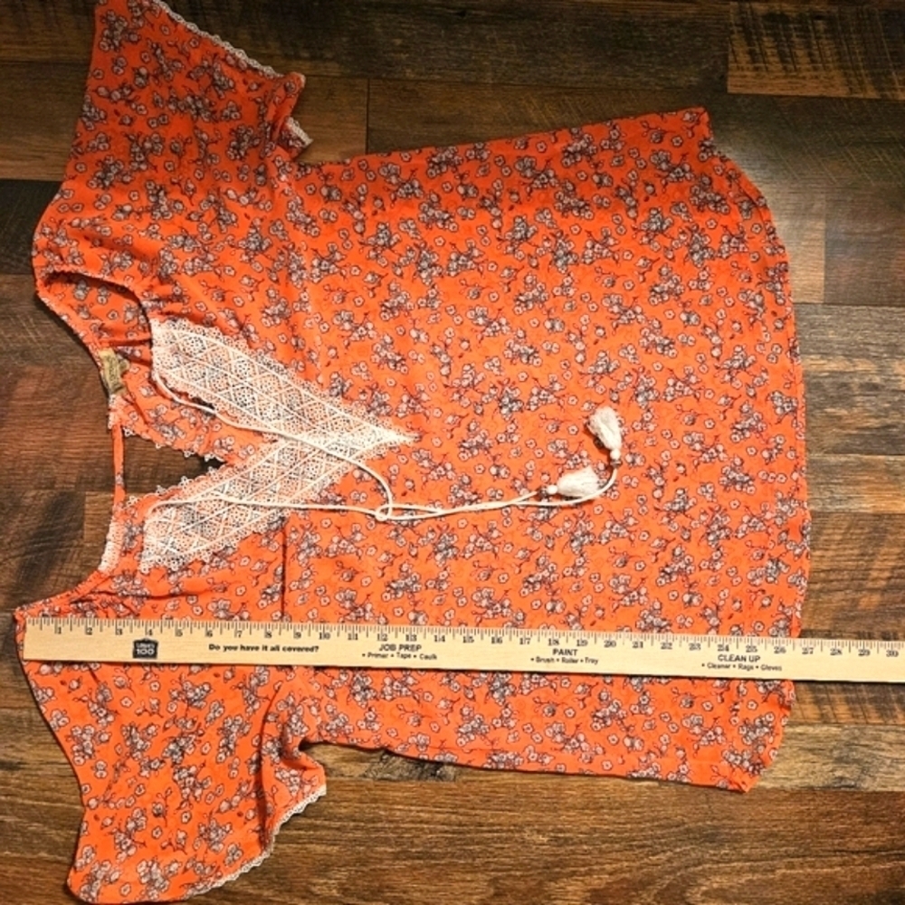 Democracy Boho Sheer Coral Lace Trimmed Blouse Size M - Picture 10 of 10